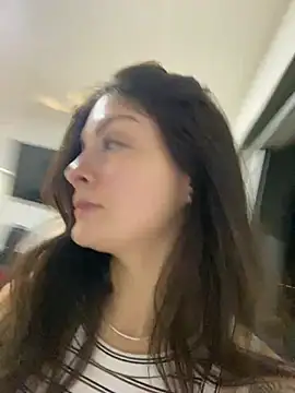 Danielaeliana online show from 19, 4, 2026