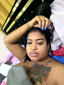Snapshot of LaBellaBarbie chatting on 8, 10, 2025 LaBellaBarbie online show from 8, 10, 2025