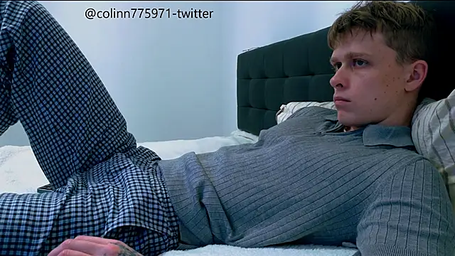 Snapshot of TalkingHead_0_ chatting on 14, 12, 2025 TalkingHead 0 online show from 14, 12, 2025