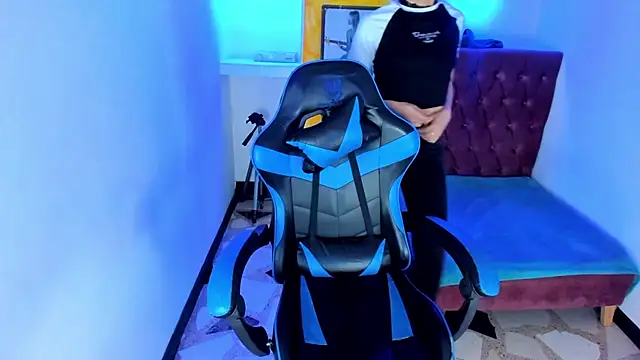 alison moon7 online show from 18, 11, 2025