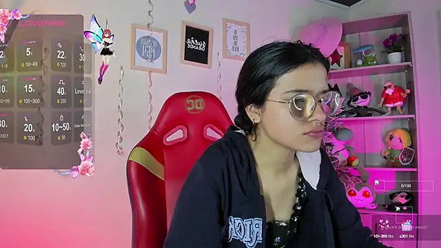 Snapshot of Lana_Dreams_ chatting on 10, 9, 2025 Lana Dreams online show from 10, 9, 2025