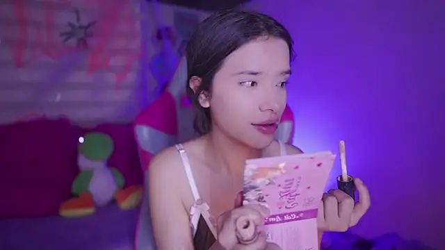 Snapshot of Lana_Dreams_ chatting on 31, 10, 2025 Lana Dreams online show from 31, 10, 2025