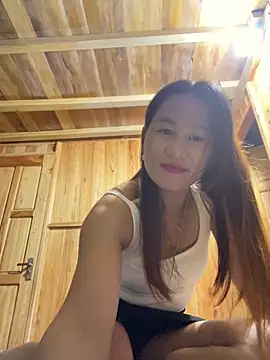 phungtiti online show from 4, 10, 2025