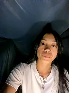 EmLy02 online show from 19, 10, 2025