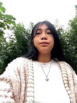 EmLy02 online show from 30, 10, 2025