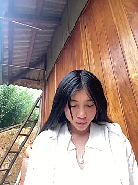 EmLy02 online show from 4, 11, 2025