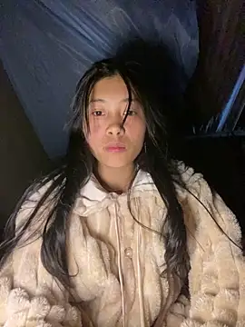 EmLy02 online show from 28, 11, 2025