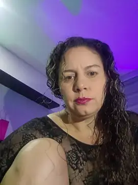 Snapshot of Nina_vallon chatting on 21, 7, 2026 Nina vallon online show from 21, 7, 2026