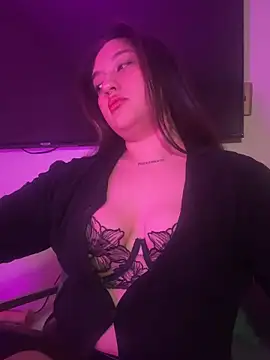 smokemilv online show from 28, 10, 2025