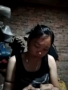   Ngoc20   online show from 4, 12, 2025