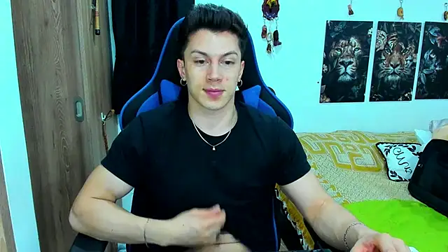 javiersexymann online show from 5, 1, 2025