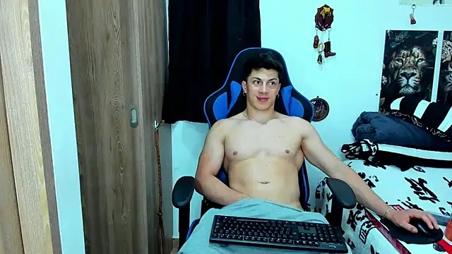 javiersexymann online show from 12, 2, 2025