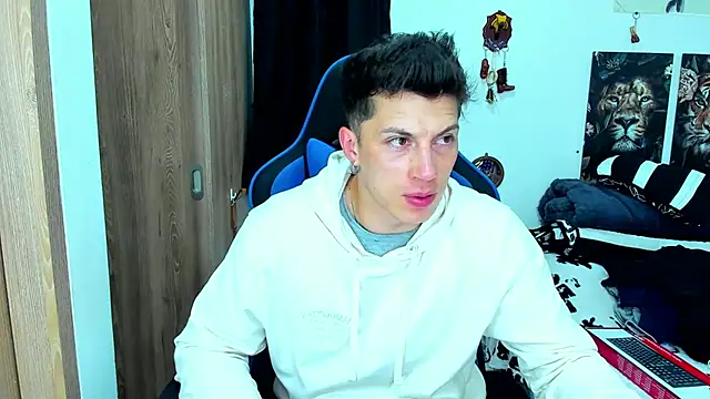 javiersexymann online show from 13, 2, 2025