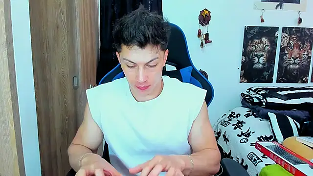 javiersexymann online show from 14, 2, 2025