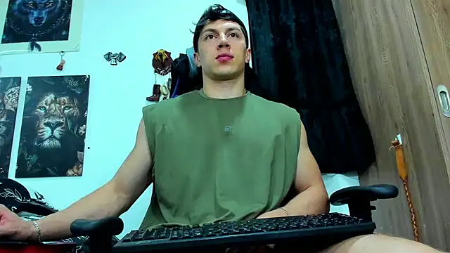 javiersexymann online show from 4, 3, 2025