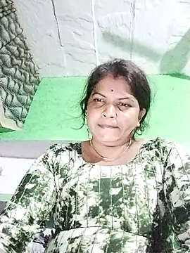 Snapshot of Rajnee33A chatting on 5, 11, 2025 Rajnee33A online show from 5, 11, 2025