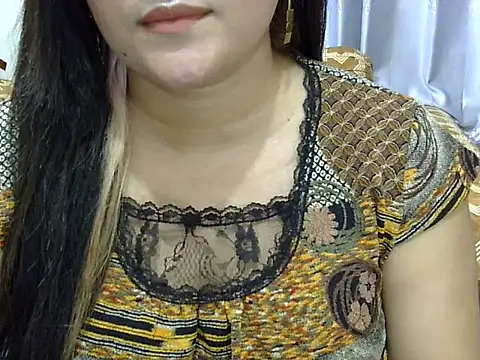 Snapshot of Ridiha_Pari chatting on 12, 9, 2025 Ridiha Pari online show from 12, 9, 2025