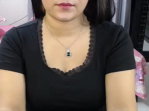 Snapshot of Ridiha_Pari chatting on 28, 10, 2025 Ridiha Pari online show from 28, 10, 2025