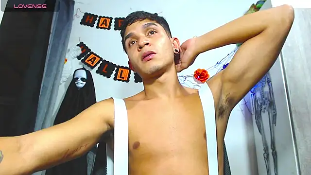 Angel latinboy online show from 15, 10, 2025