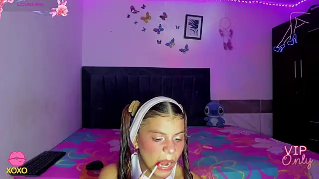 Snapshot of emmie_bunny chatting on 13, 7, 2026 emmie bunny online show from 13, 7, 2026