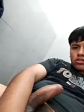 Snapshot of Davidhdz1988Jj chatting on 16, 9, 2025 Davidhdz1988Jj online show from 16, 9, 2025