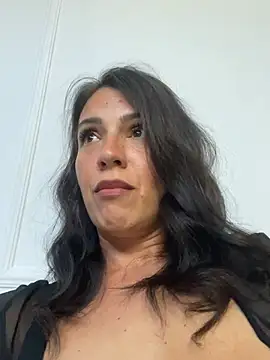 AlyaRei online show from 4, 8, 2026