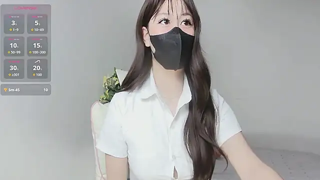 Snapshot of -Fortuna- chatting on 2, 10, 2025 -Fortuna- online show from 2, 10, 2025