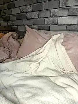 Snapshot of Poppy_frankie chatting on 9, 11, 2025 Poppy frankie online show from 9, 11, 2025