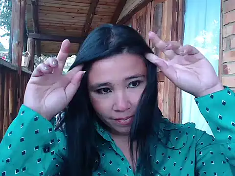 Snapshot of magiadeisis chatting on 4, 10, 2025 magiadeisis online show from 4, 10, 2025