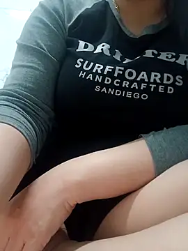  Babyrose  online show from 1, 12, 2025