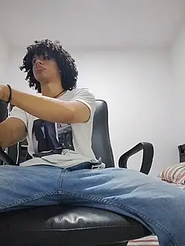 Snapshot of SoloRizo chatting on 18, 11, 2025 SoloRizo online show from 18, 11, 2025