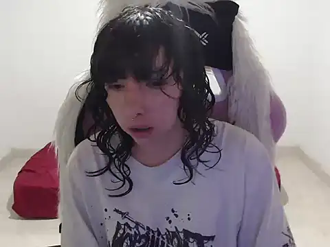 ScarlettShirahoshi online show from 19, 4, 2026