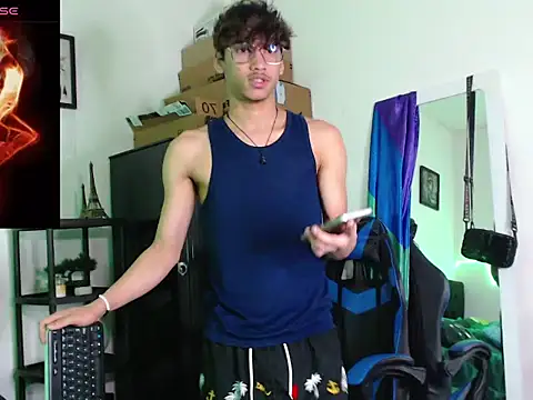 Snapshot of Gael_Jones chatting on 17, 9, 2025 Gael Jones online show from 17, 9, 2025