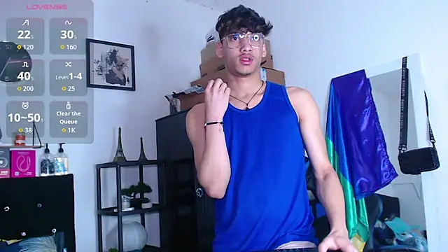 Snapshot of Gael_Jones chatting on 29, 9, 2025 Gael Jones online show from 29, 9, 2025