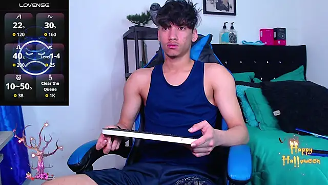 Snapshot of Gael_Jones chatting on 30, 10, 2025 Gael Jones online show from 30, 10, 2025