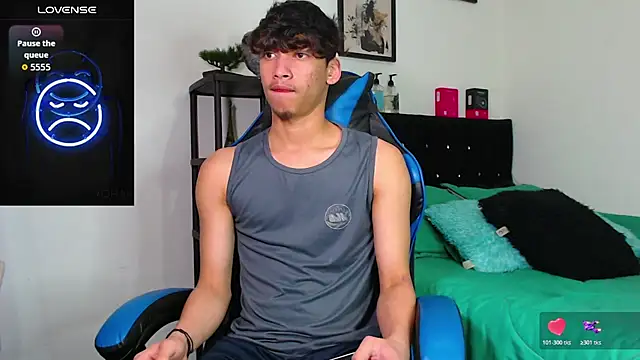 Snapshot of Gael_Jones chatting on 4, 11, 2025 Gael Jones online show from 4, 11, 2025