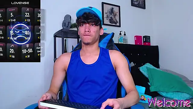 Snapshot of Gael_Jones chatting on 20, 11, 2025 Gael Jones online show from 20, 11, 2025