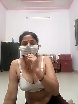 BITEXBABYlove online show from 6, 10, 2025