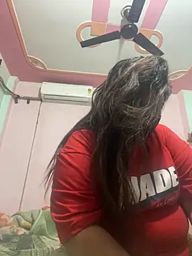 Snapshot of indian-hotmilfs chatting on 14, 11, 2025 indian-hotmilfs online show from 14, 11, 2025