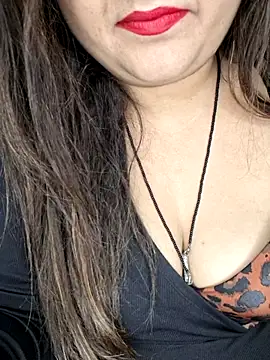 Snapshot of indian-hotmilfs chatting on 18, 12, 2025 indian-hotmilfs online show from 18, 12, 2025