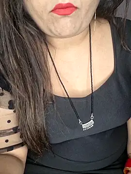 Snapshot of indian-hotmilfs chatting on 6, 1, 2026 indian-hotmilfs online show from 6, 1, 2026