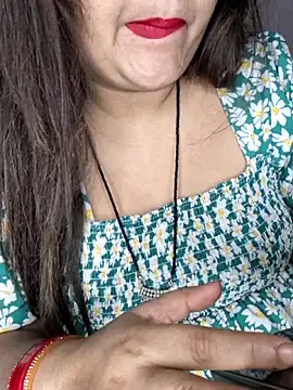 Snapshot of indian-hotmilfs chatting on 6, 2, 2026 indian-hotmilfs online show from 6, 2, 2026