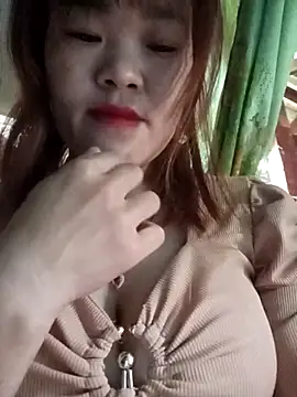 Snapshot of sukabae00 chatting on 17, 10, 2025 sukabae00 online show from 17, 10, 2025