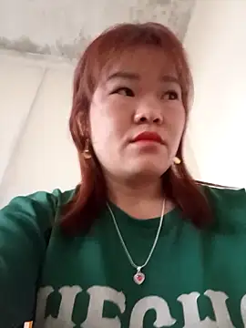 Snapshot of sukabae00 chatting on 28, 10, 2025 sukabae00 online show from 28, 10, 2025