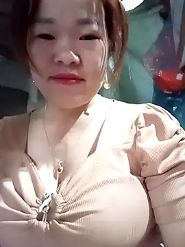 Snapshot of sukabae00 chatting on 12, 11, 2025 sukabae00 online show from 12, 11, 2025