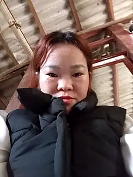 Snapshot of sukabae00 chatting on 17, 11, 2025 sukabae00 online show from 17, 11, 2025