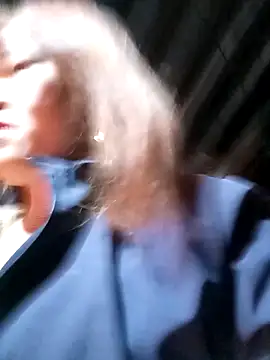 Snapshot of sukabae00 chatting on 2, 12, 2025 sukabae00 online show from 2, 12, 2025