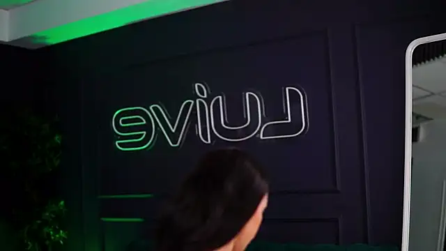 SiennaRuh online show from 24, 10, 2025