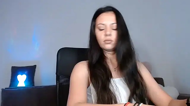 KIMBERLLY01 online show from 3, 6, 2026