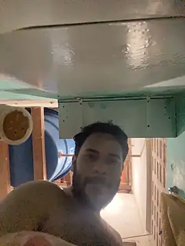 Snapshot of spiderfindom chatting on 18, 6, 2026 spiderfindom online show from 18, 6, 2026